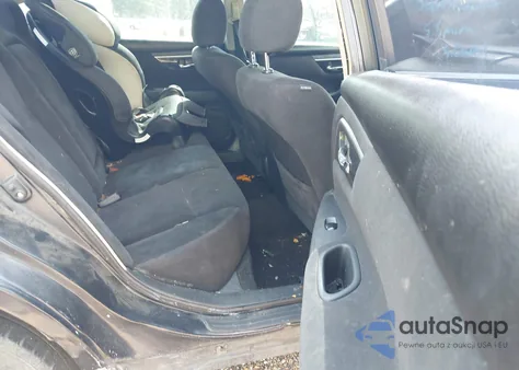 2013 Nissan Altima 2.5 S z USA, uszkodzony, nr VIN 1N4AL3AP2DC123186